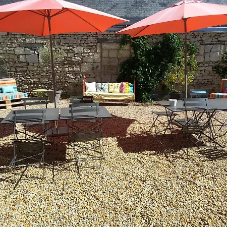 Tartine & Polochon بيت ضيافة Longué